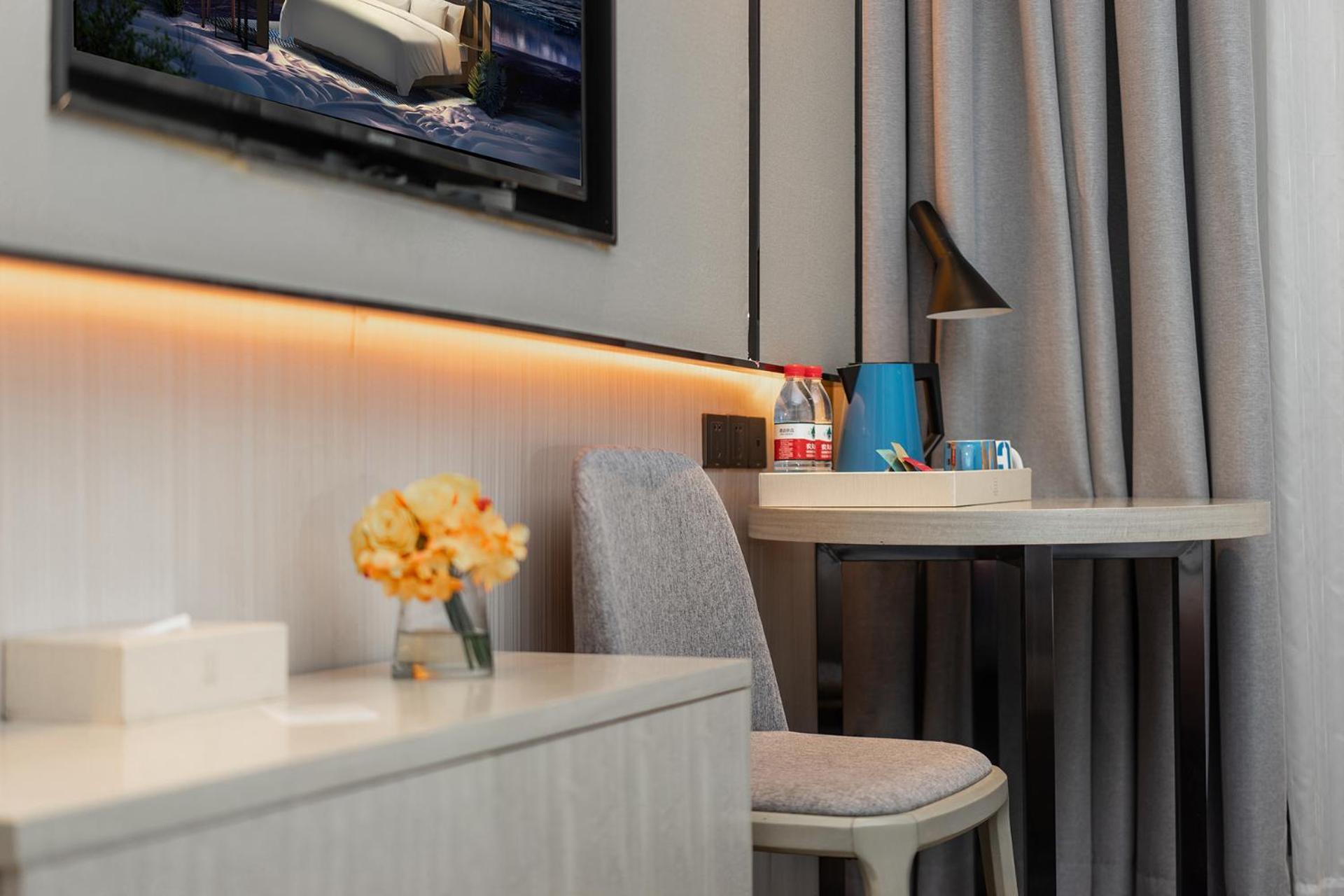Echarm International Hotel Canton Tower Pazhou Convention And Exhibition Center Lujiang Subway Metro Branch - Free Shuttle Bus To Canton Fair Complex During Canton Fair Period Zewnętrze zdjęcie